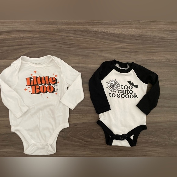 Halloween Themed Kids One Pieces Set - White and Black 3-6 months - Picture 5 of 5